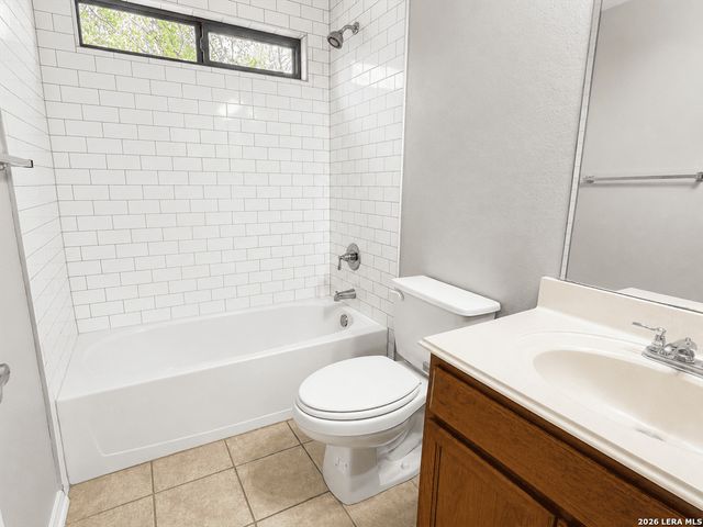 6046 Pecan Tree, San Antonio, TX 78240