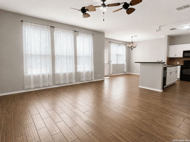 6046 Pecan Tree, San Antonio, TX 78240