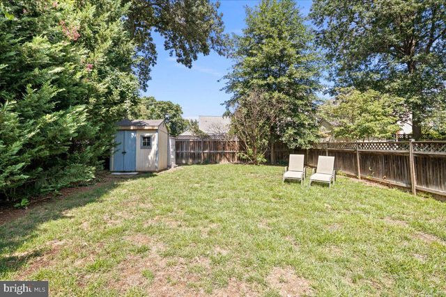 5727 6TH ST N, Arlington, VA 22205