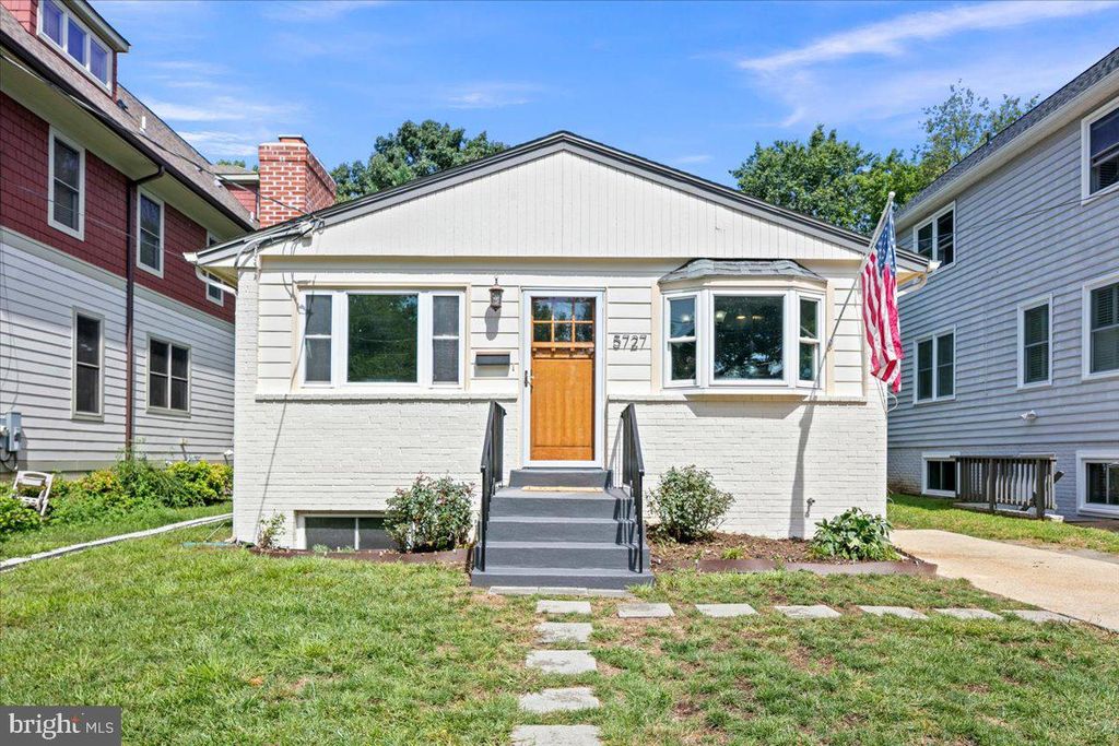 5727 6TH ST N, Arlington, VA 22205