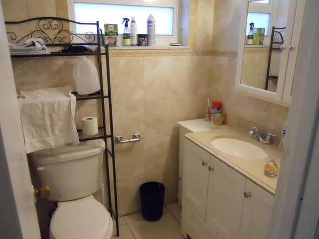 3290 NE 10th Avenue, Oakland Park, FL 33334