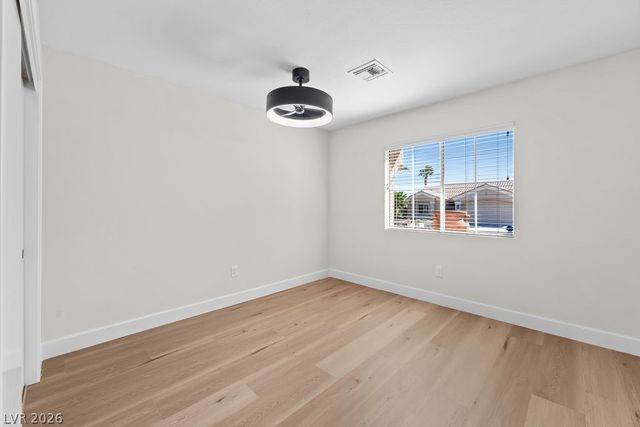 2821 Tumble Brook Drive, Las Vegas, NV 89134