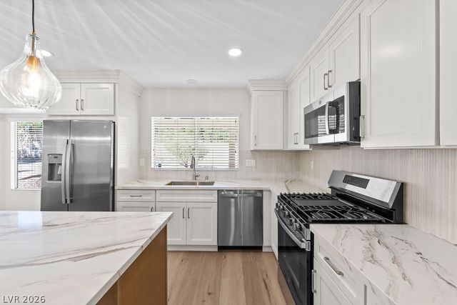 2821 Tumble Brook Drive, Las Vegas, NV 89134