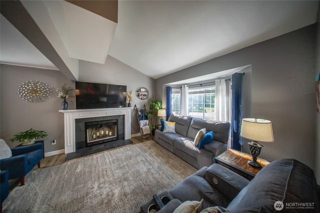 20305 123rd Street Ct E, Bonney Lake, WA 98391