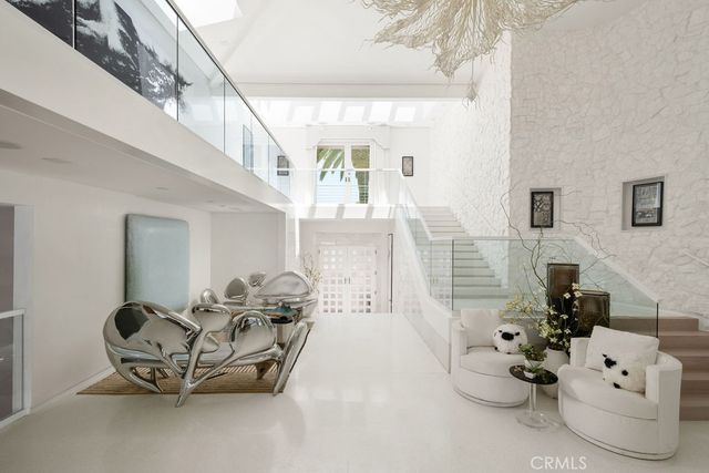87 Linda, Newport Beach, CA 92660