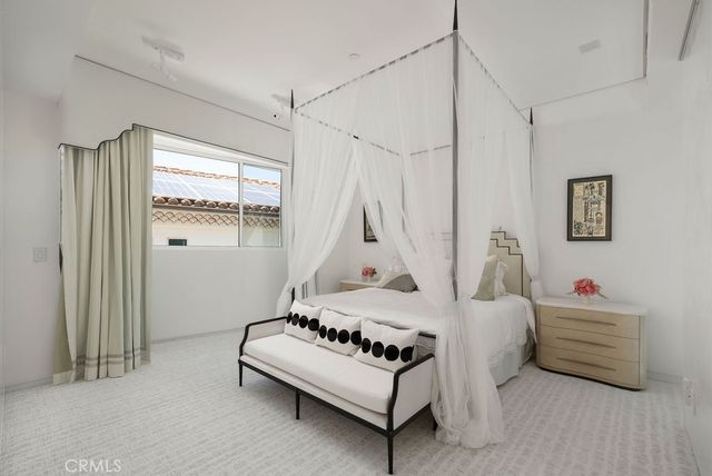 87 Linda, Newport Beach, CA 92660