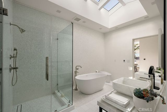 87 Linda, Newport Beach, CA 92660