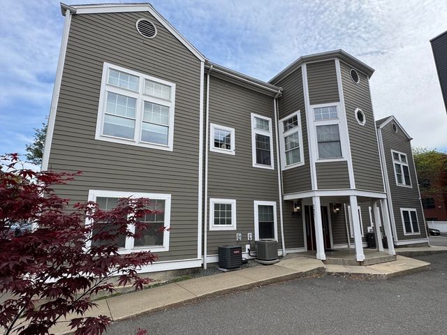 111 W 8th Street A, Boston, MA 02127