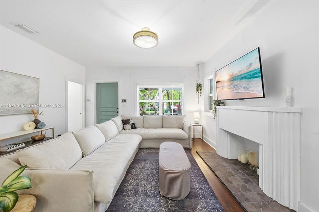 71 NE 46th St, Miami, FL 33137