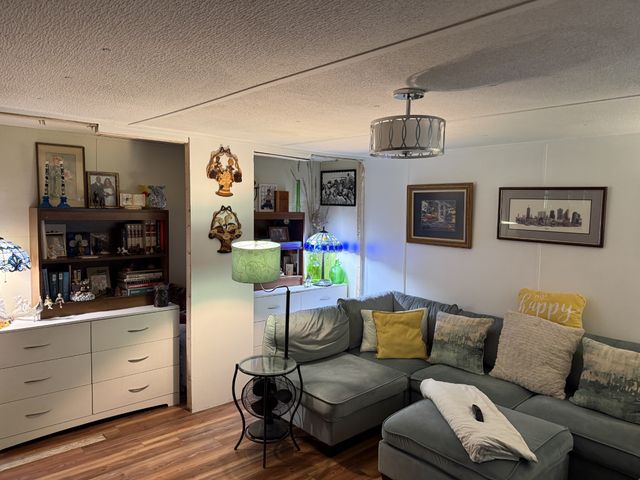 133 Cook Ln, Gainesboro, TN 38562