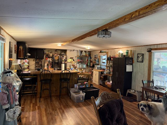 133 Cook Ln, Gainesboro, TN 38562