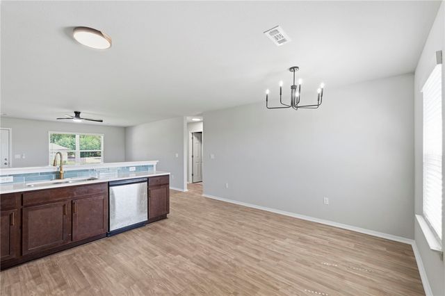 353 Evans Street, Huntsville, AR 72740