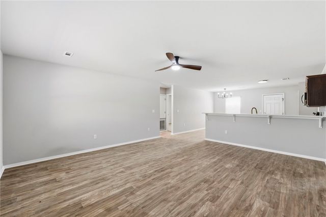 353 Evans Street, Huntsville, AR 72740