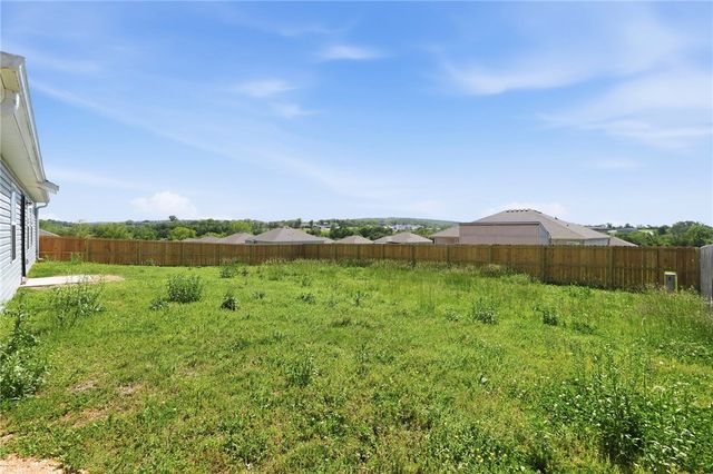 353 Evans Street, Huntsville, AR 72740