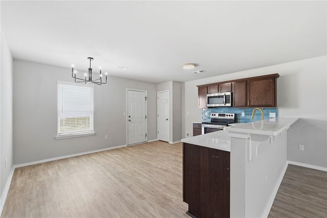 353 Evans Street, Huntsville, AR 72740