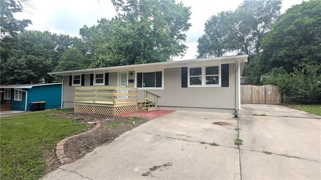 8602 E 91st Terrace, Kansas City, MO 64138