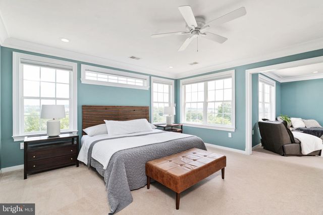36628 WOODMAR FARM DR, Purcellville, VA 20132