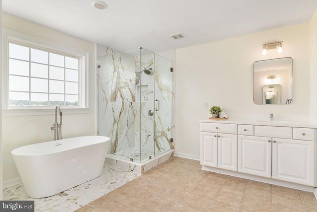 36628 WOODMAR FARM DR, Purcellville, VA 20132