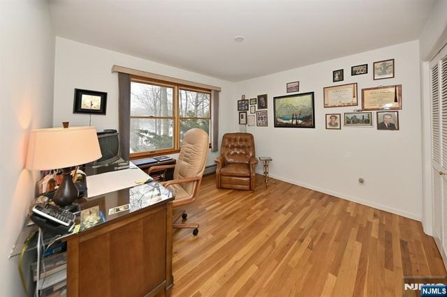 513 Lydia Lane, Wyckoff, NJ 07481