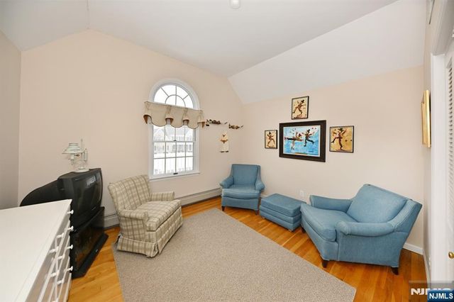 513 Lydia Lane, Wyckoff, NJ 07481