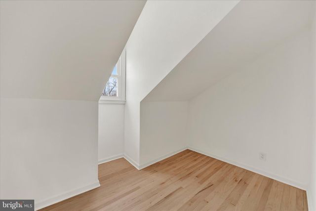 658 W ROLLING RD, Springfield, PA 19064