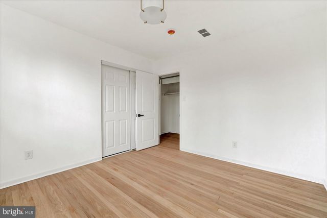 658 W ROLLING RD, Springfield, PA 19064