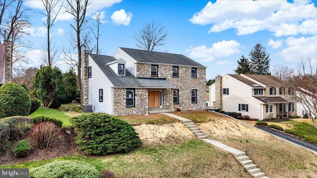 658 W ROLLING RD, Springfield, PA 19064