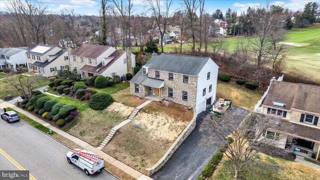 658 W ROLLING RD, Springfield, PA 19064