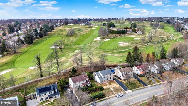 658 W ROLLING RD, Springfield, PA 19064