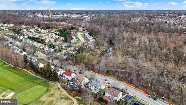 658 W ROLLING RD, Springfield, PA 19064