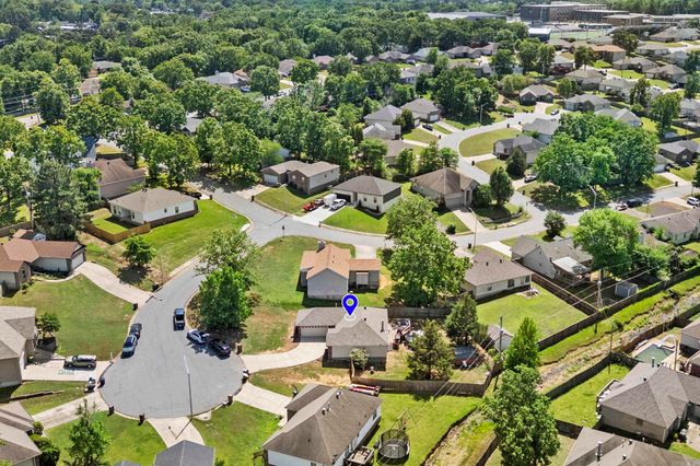 10610 Rockbrook Dr, Sherwood, AR 72120