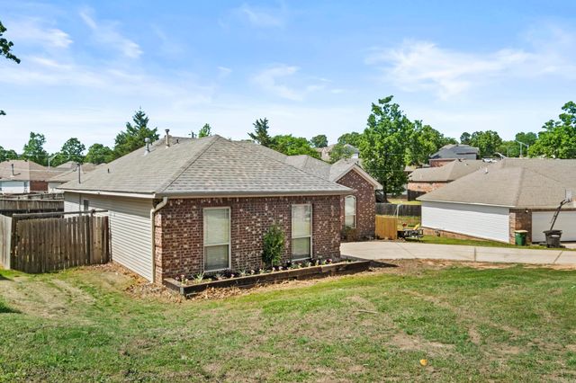 10610 Rockbrook Dr, Sherwood, AR 72120