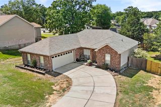 10610 Rockbrook Dr, Sherwood, AR 72120