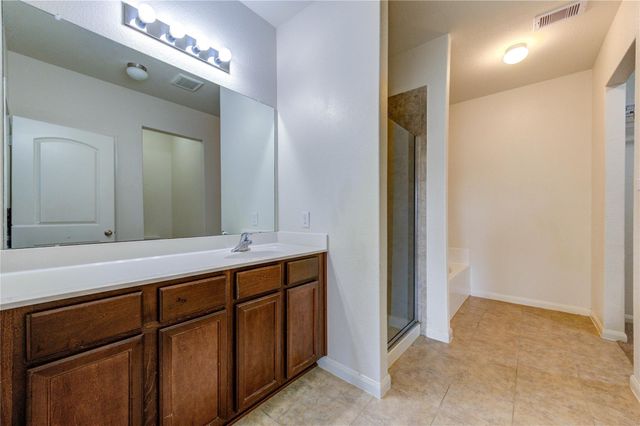 22534 Cloverland Field Drive, Hockley, TX 77447