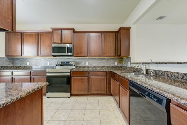 22534 Cloverland Field Drive, Hockley, TX 77447
