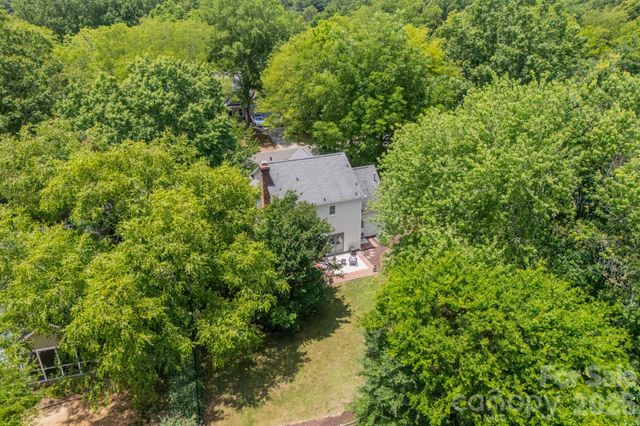 9217 Four Acre Court, Charlotte, NC 28210