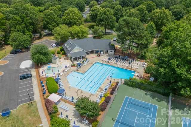 9217 Four Acre Court, Charlotte, NC 28210