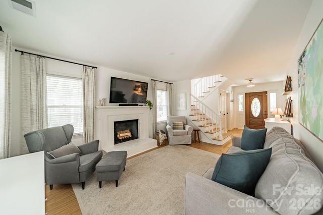 9217 Four Acre Court, Charlotte, NC 28210