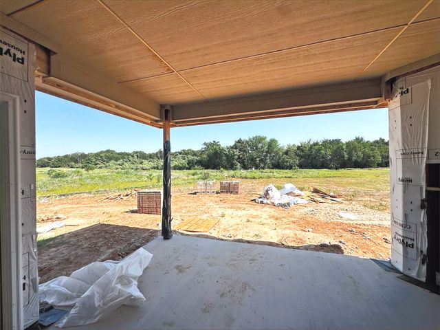 112 Loveta Lane, Boyd, TX 76023