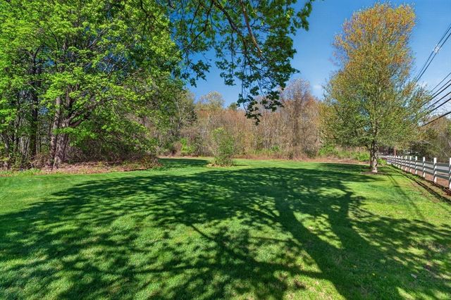 47 Springdale Ave, Dover, MA 02030
