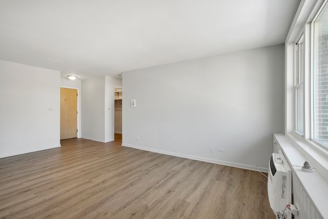 8712 Skokie Boulevard 3L, Skokie, IL 60076