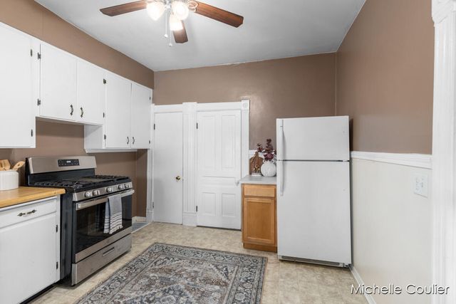 820 5th Street, Grand Rapids, MI 49504