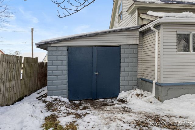 820 5th Street, Grand Rapids, MI 49504