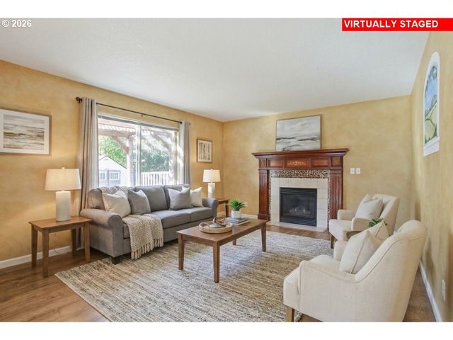 1427 Ne 84TH Way, Hillsboro, OR 97006