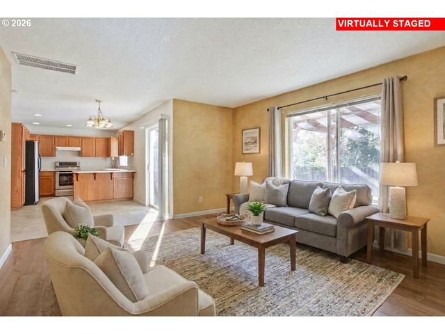 1427 Ne 84TH Way, Hillsboro, OR 97006