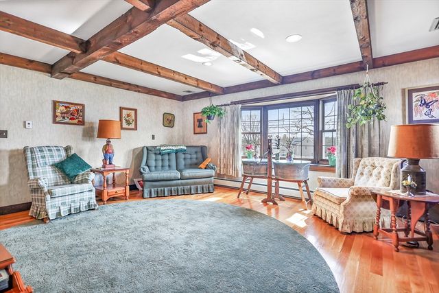 71 North Lowell St, Methuen, MA 01844