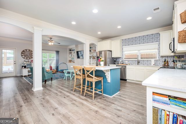 451 Village View, Woodstock, GA 30188