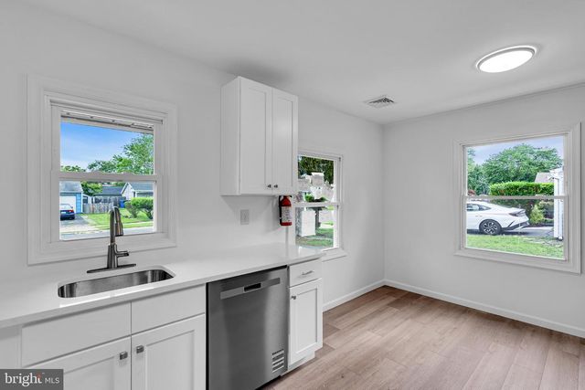 24 SPINDLETOP, Willingboro, NJ 08046