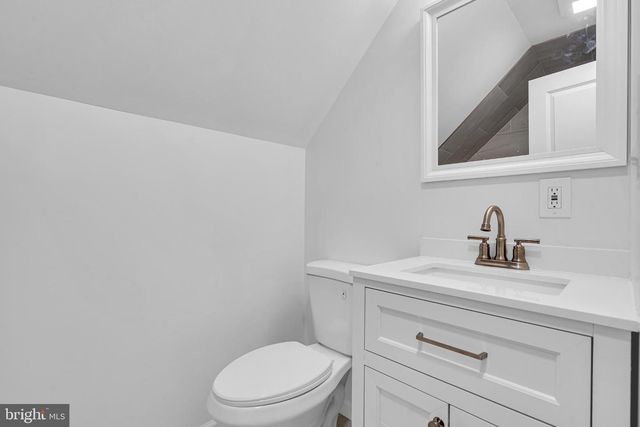 24 SPINDLETOP, Willingboro, NJ 08046