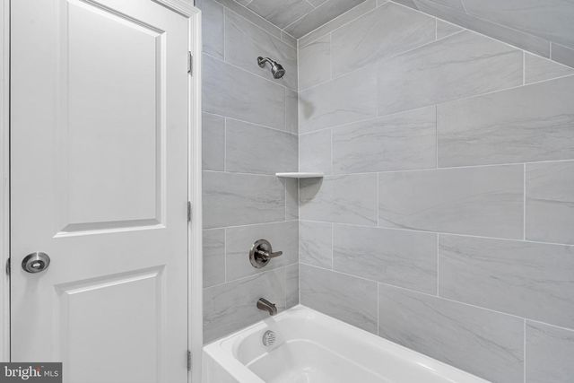 24 SPINDLETOP, Willingboro, NJ 08046